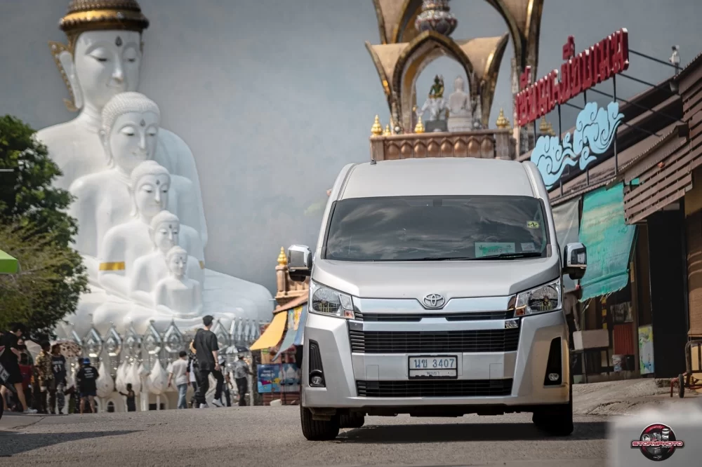 รถตู้เช่าพร้อมคนขับคลองเตย