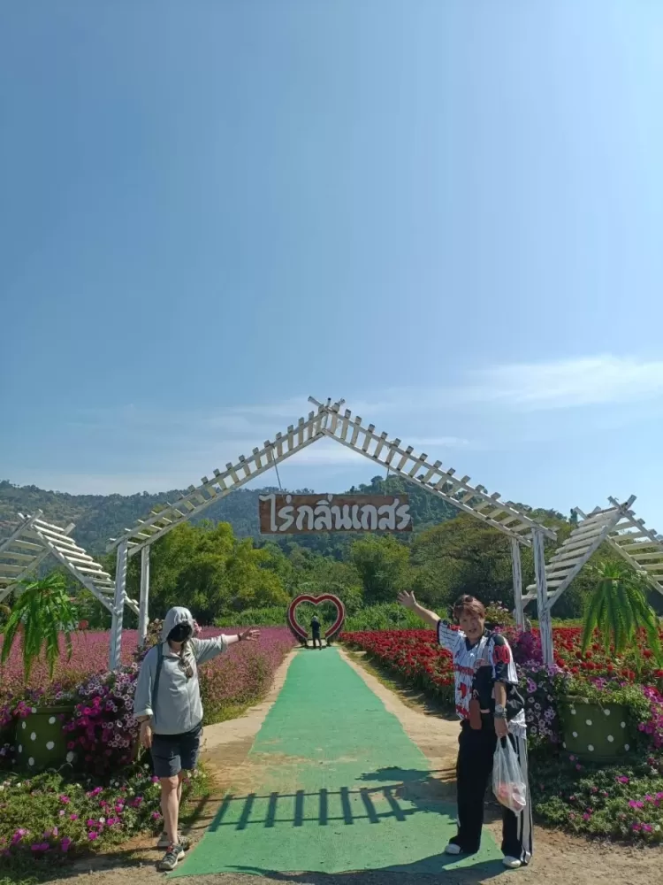 รถตู้เช่าพร้อมคนขับบางคอแหลม